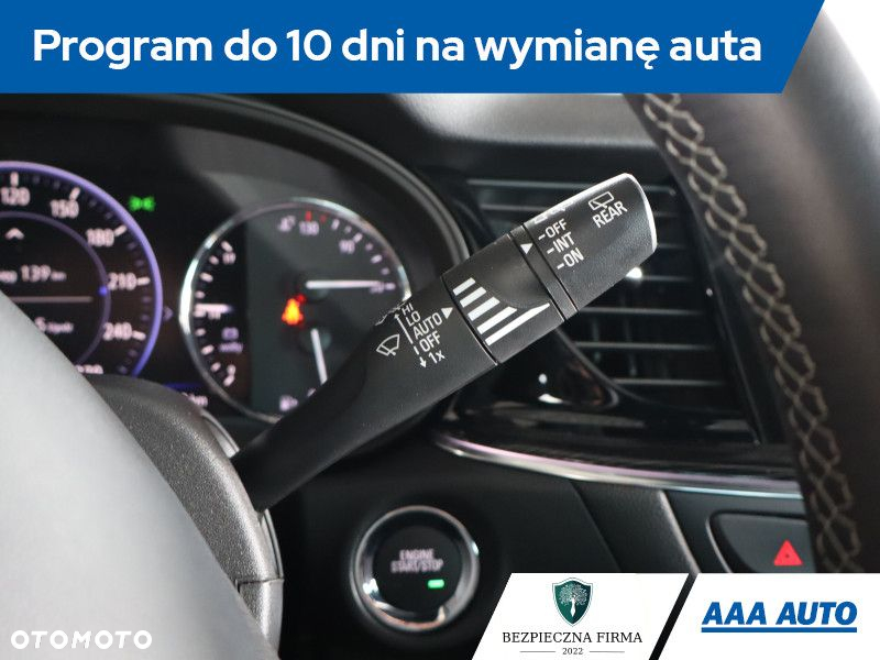 Opel Insignia - 19