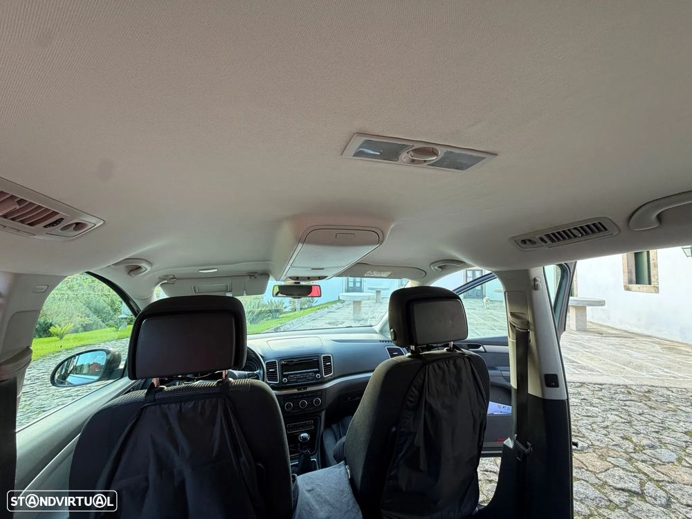 VW Sharan 2.0 TDI Confortline - 12