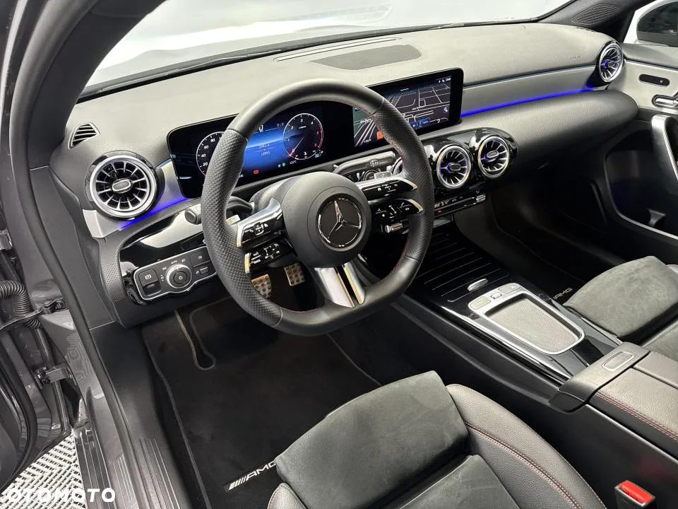 Mercedes-Benz Klasa A 200 d AMG Line 8G-DCT - 13