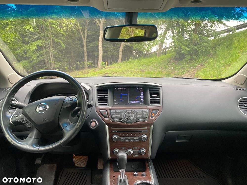 Nissan Pathfinder - 6