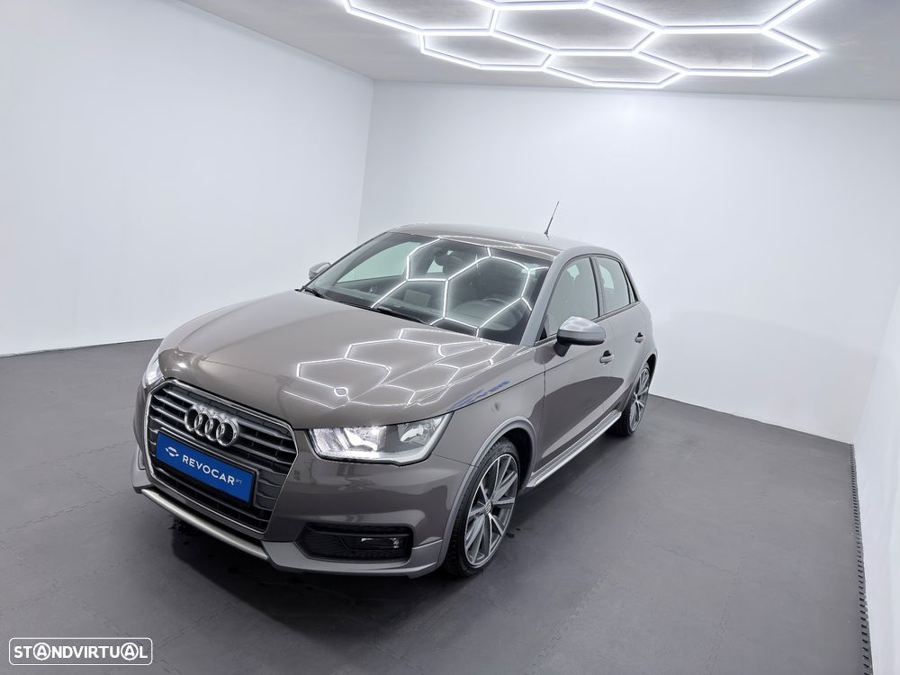 Audi A1 Sportback 1.0 TFSI S-line - 4