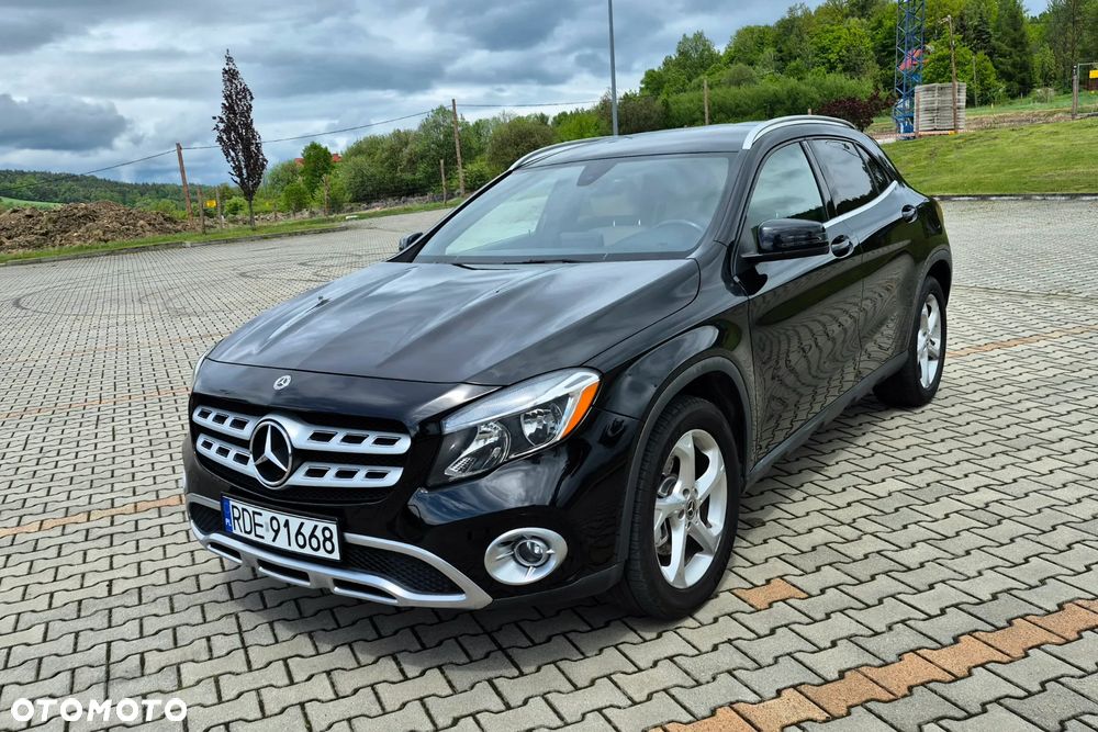 Mercedes-Benz GLA 250 4-Matic - 3