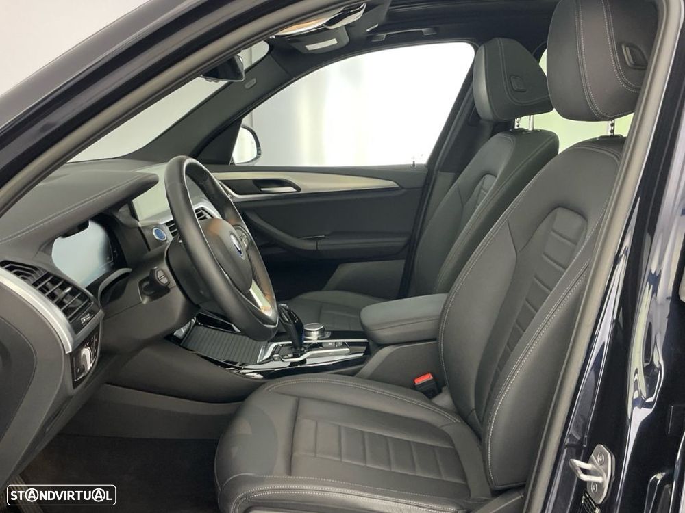 BMW iX3 M Sport Inspiring - 11