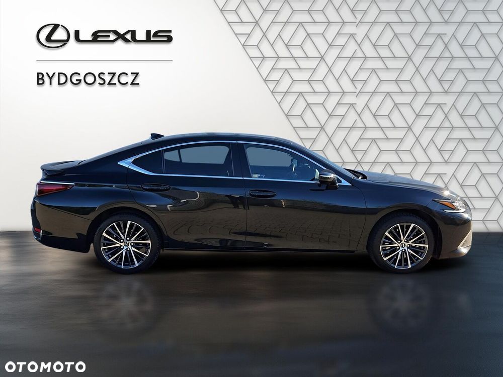 Lexus ES 300h Prestige - 8