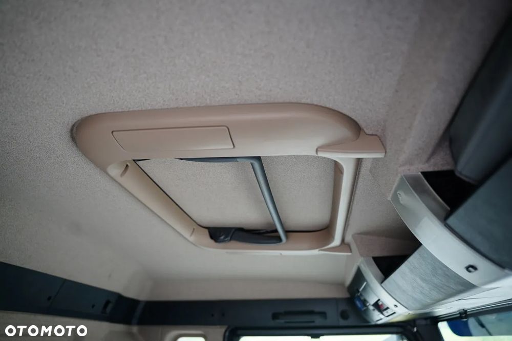 MAN TGS 35.460 / 8x4 / WYWROTKA 5.8 M / HYDROKLAPA / NAVI / 2018 ROK - 34