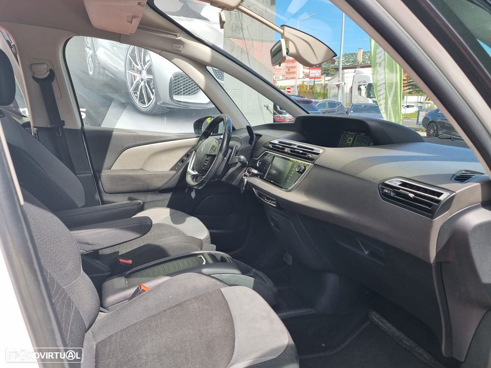 Citroën C4 Grand Picasso - 15