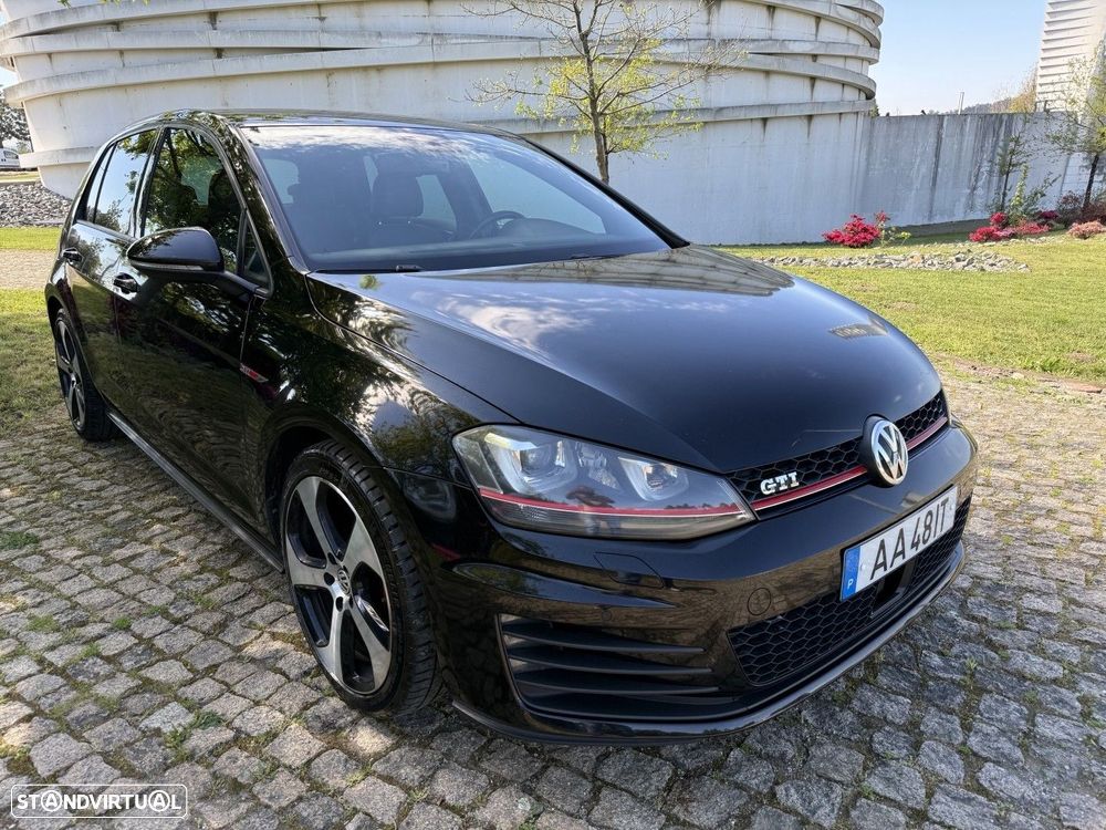 VW Golf 2.0 TSi GTi DSG - 13