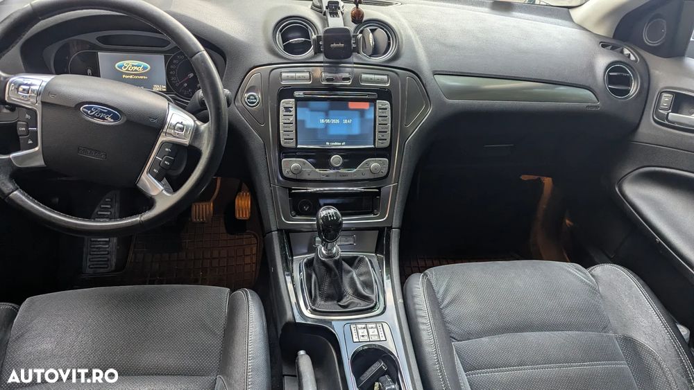 Ford Mondeo 2.0 TDCi Ghia - 17
