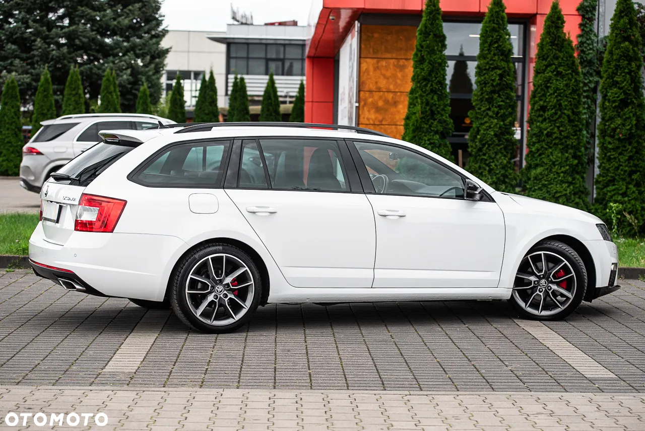 Skoda Octavia Combi 2.0 TDI 4x4 DSG RS - 14