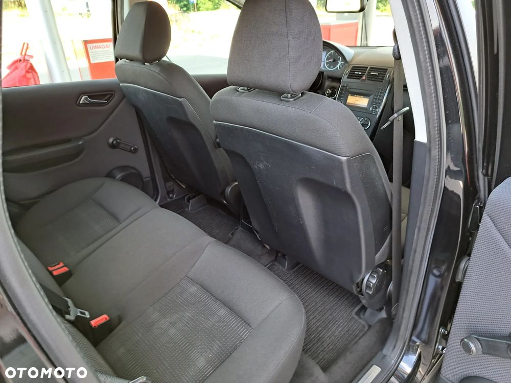Mercedes-Benz Klasa A 160 BlueEFFICIENCY - 23