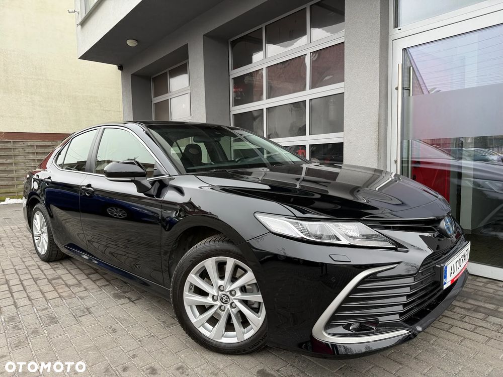 Toyota Camry 2.5 Hybrid Comfort CVT - 22