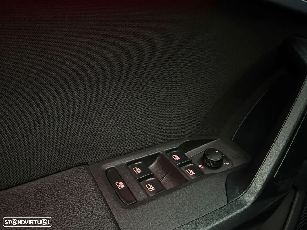 SEAT Ibiza 1.0 TSI FR - 25