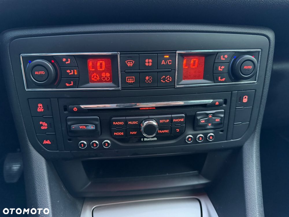 Citroën C5 HDi 140 FAP Business Class - 17