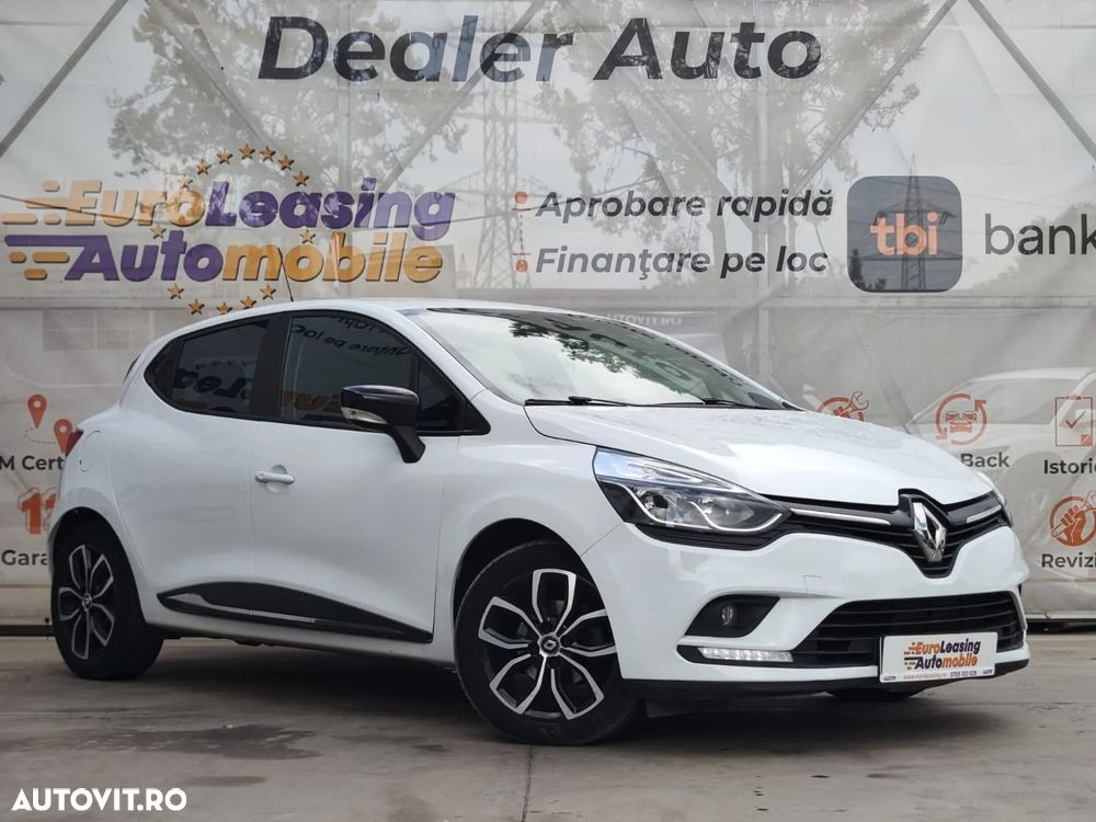 Renault Clio - 1