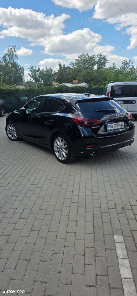 Mazda 3 2017 photo 3