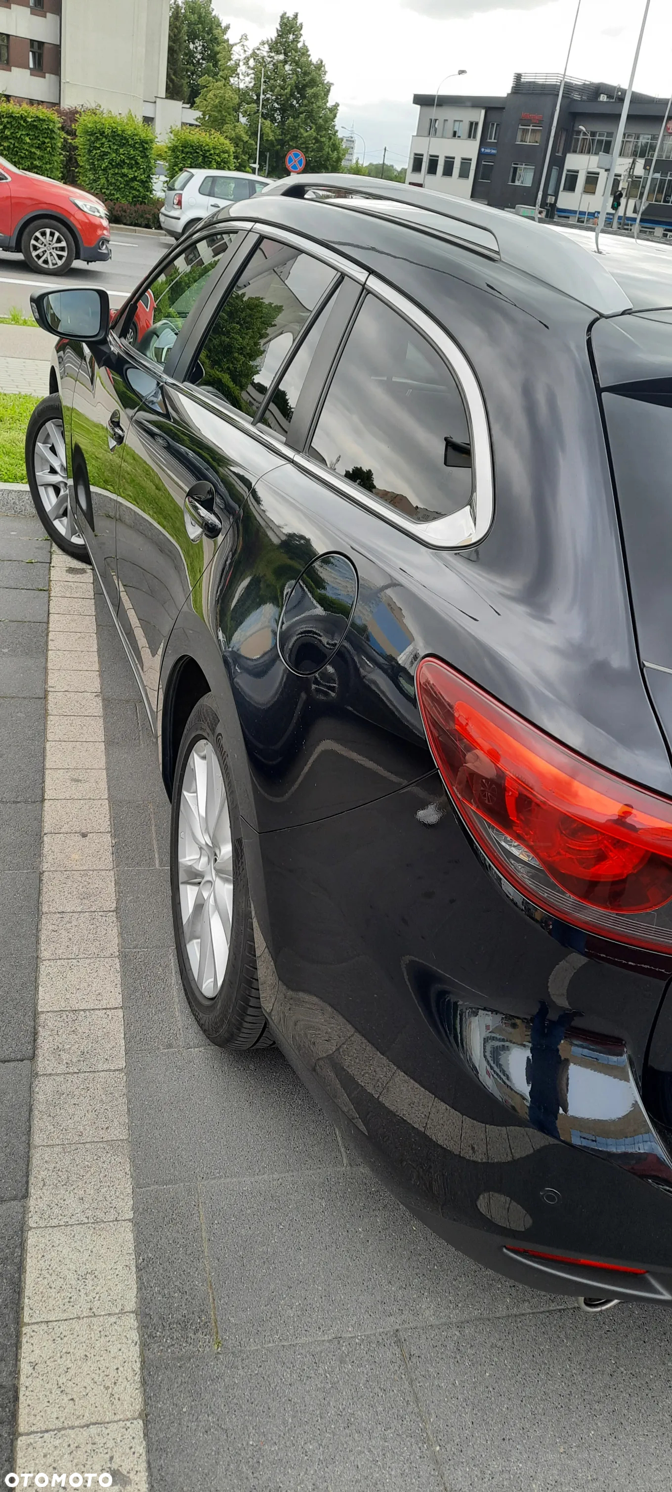 Mazda 6 Kombi SKYACTIV-D 150 i-ELOOP Center-Line - 14