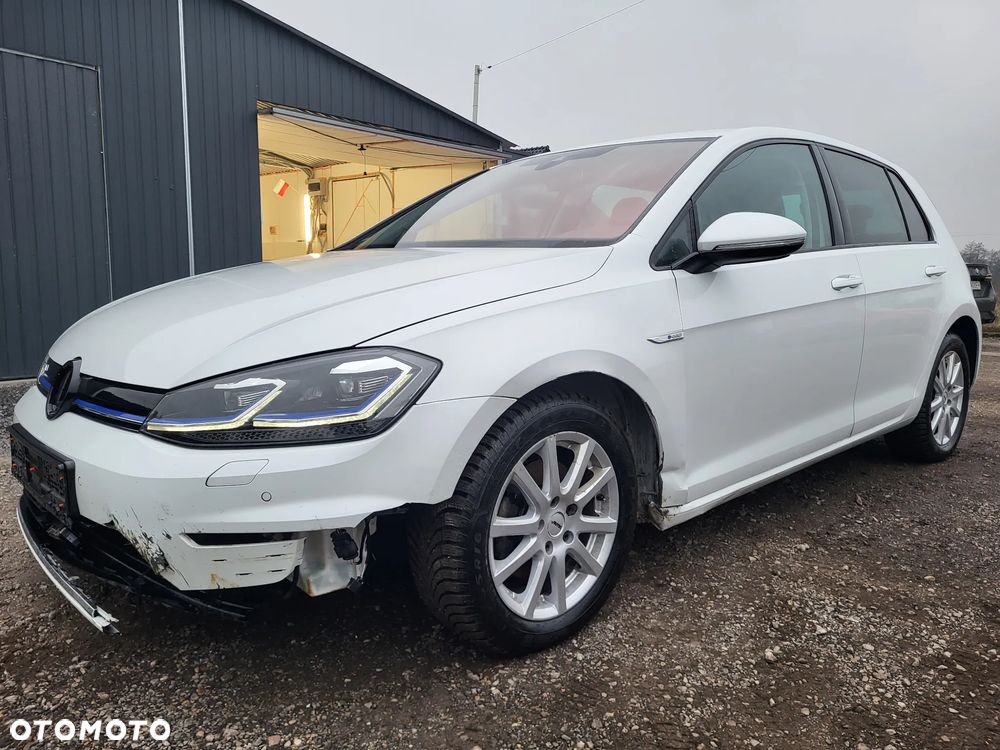 Volkswagen Golf e-Golf - 2