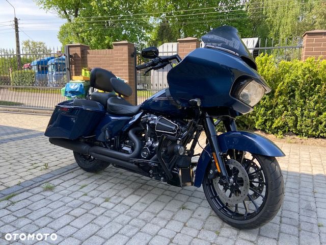 Harley-Davidson Touring Road Glide - 13