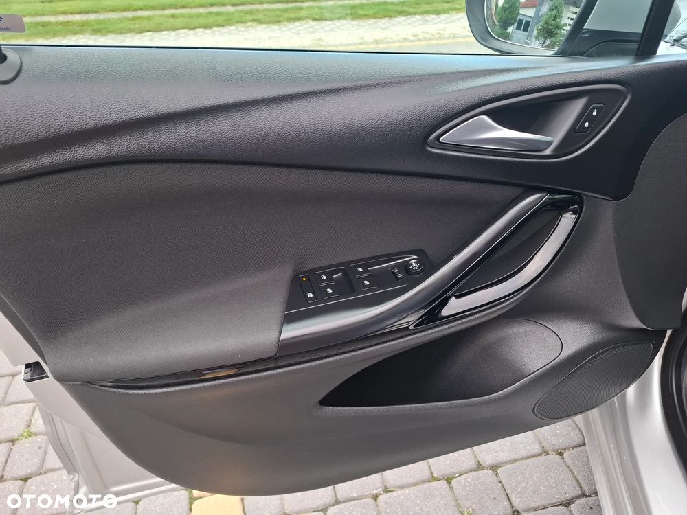 Opel Astra 1.4 Turbo Edition - 31