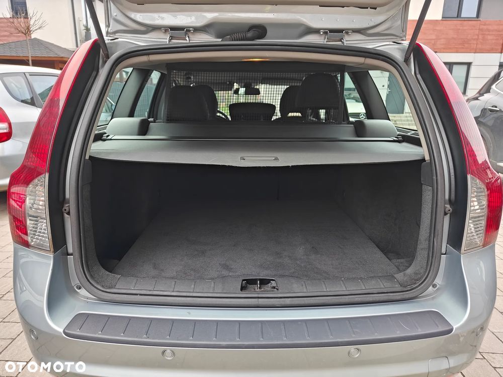 Volvo V50 2.0D DPF Momentum - 18