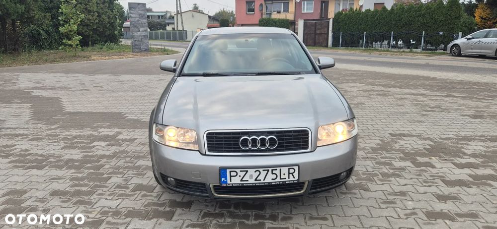 Audi A4 Limousine - 6