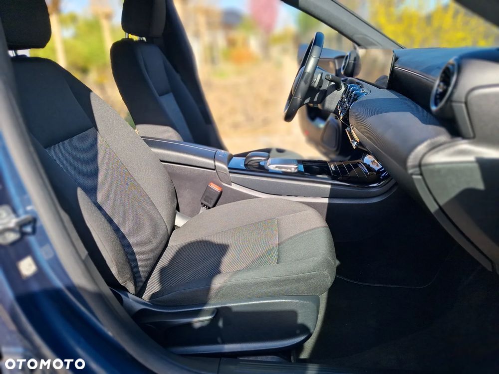 Mercedes-Benz CLA 200 d 8G-DCT Edition 2022 - 15