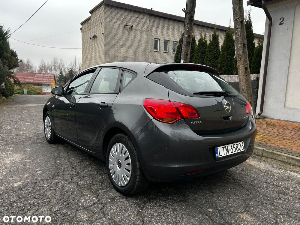 Opel Astra - 7