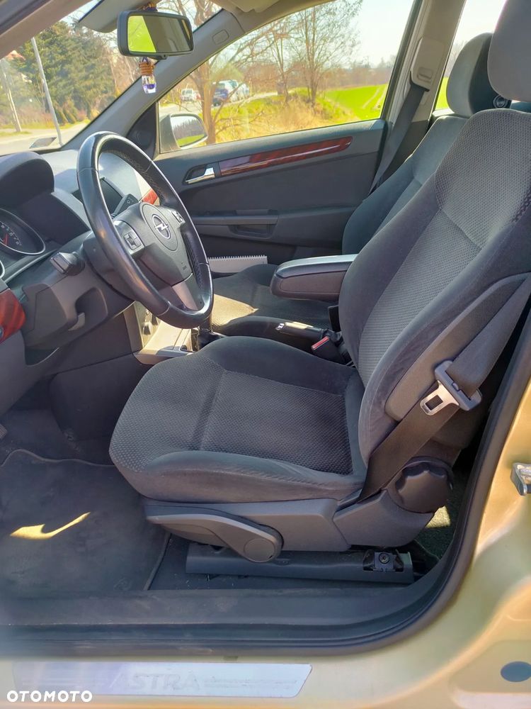 Opel Astra 1.8 Elegance - 30