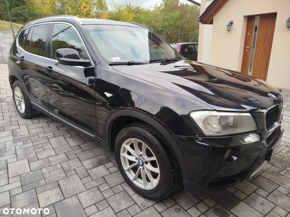 BMW X3 2011 photo 2