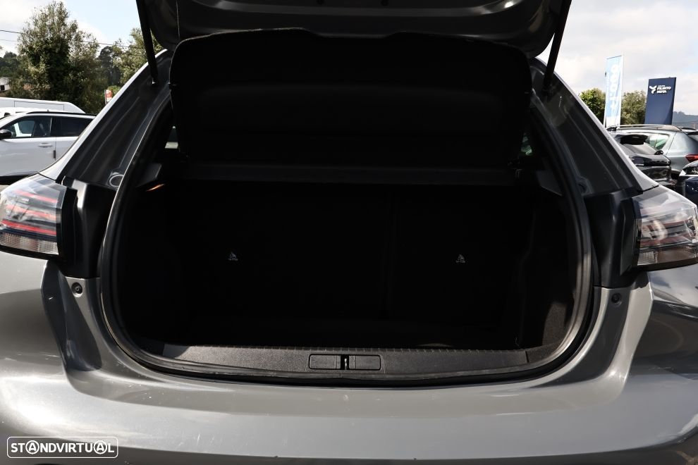Peugeot 208 1.2 PureTech Allure - 17