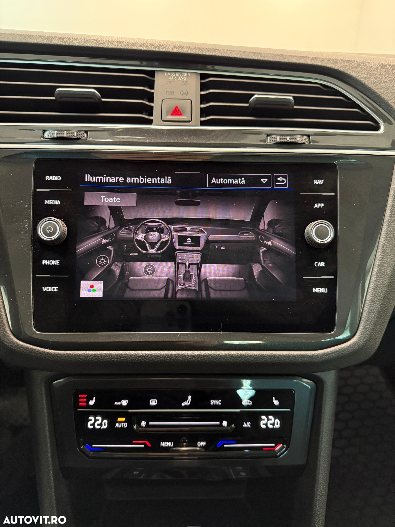 Volkswagen Tiguan 2.0 TDI SCR 4MOTION DSG Elegance - 9