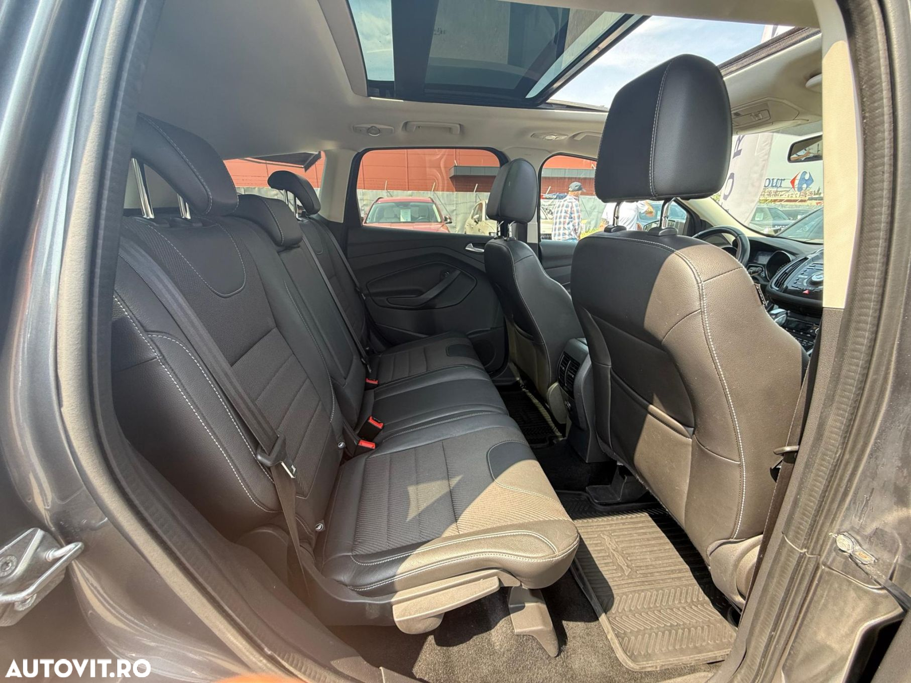 Ford Kuga 1.6 EcoBoost Aut. 4WD Titanium - 21