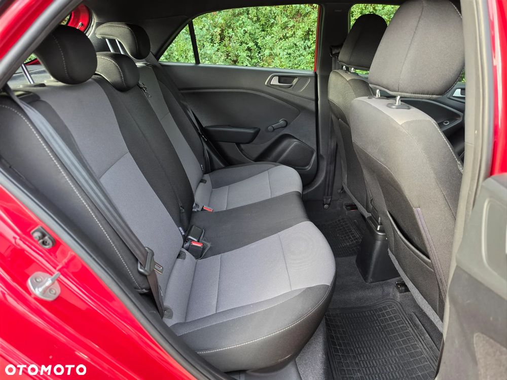 Hyundai i20 1.2 Passion Plus - 35