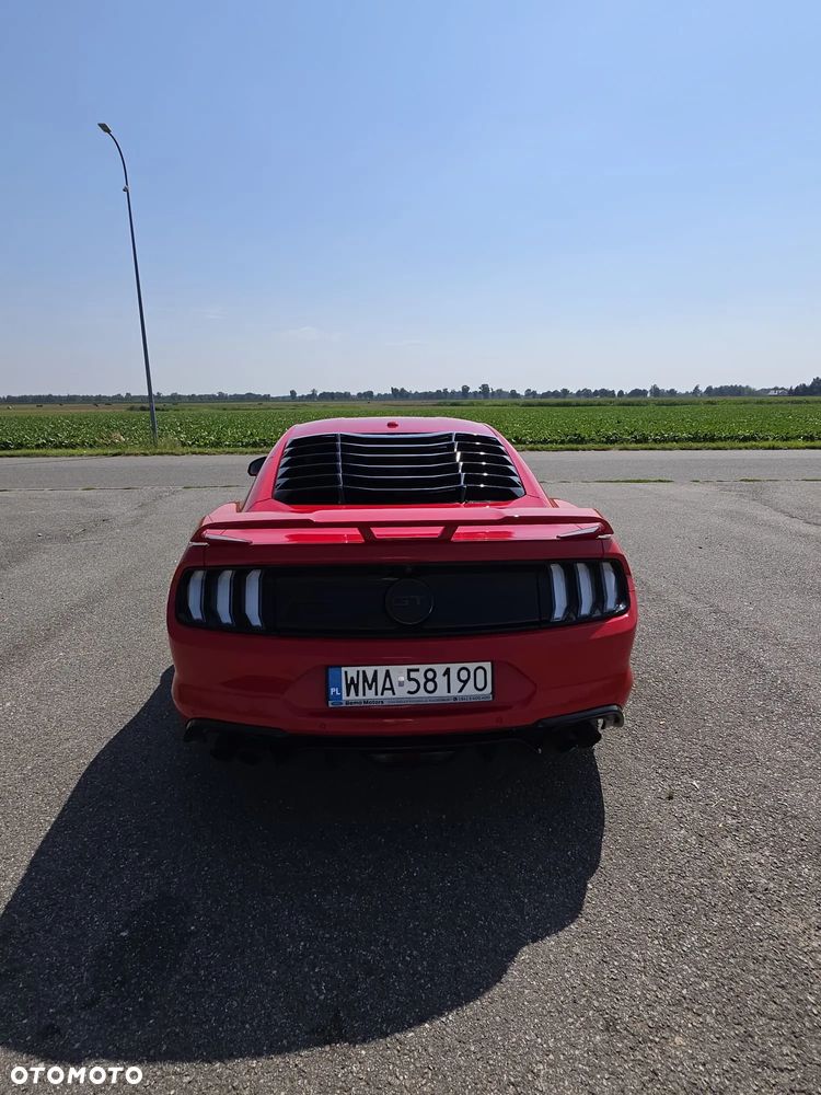 Ford Mustang - 6