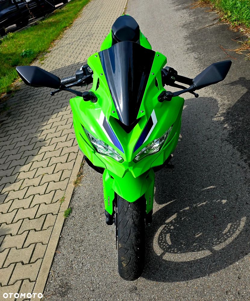 Kawasaki ZX - 9