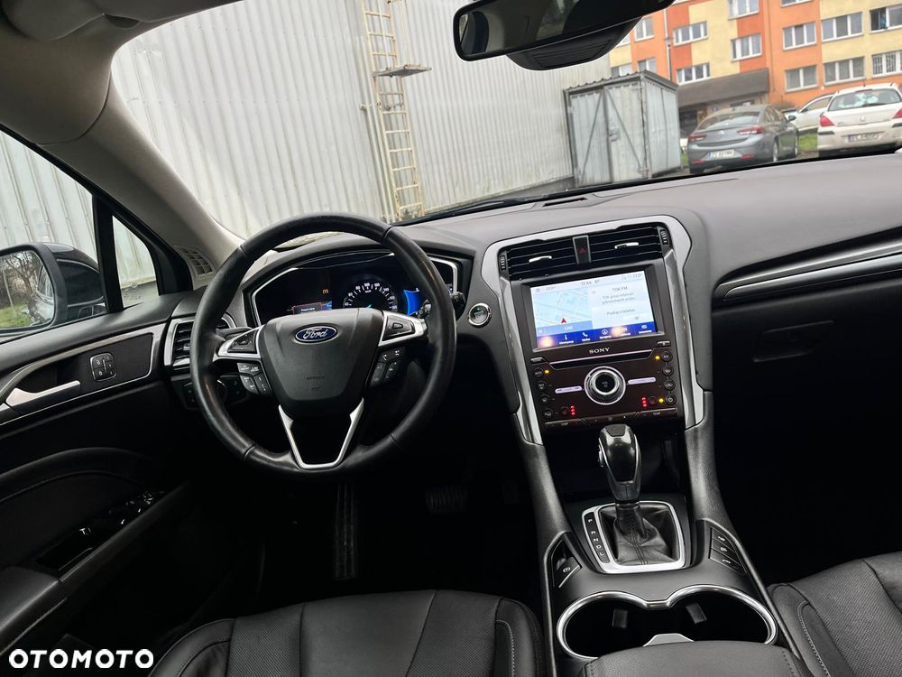 Ford Mondeo 2.0 Hybrid Titanium - 21