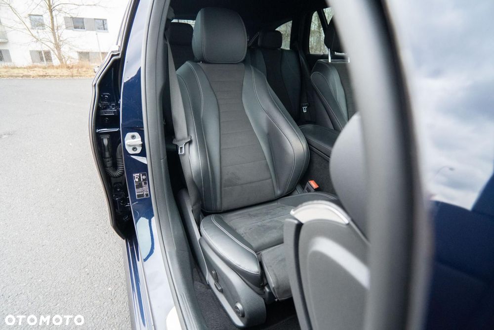 Mercedes-Benz Klasa E 220 d 4Matic 9G-TRONIC AMG Line - 16