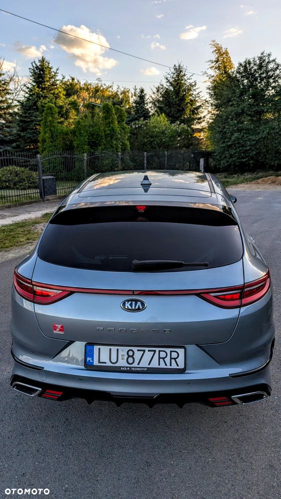 Kia ProCeed - 11