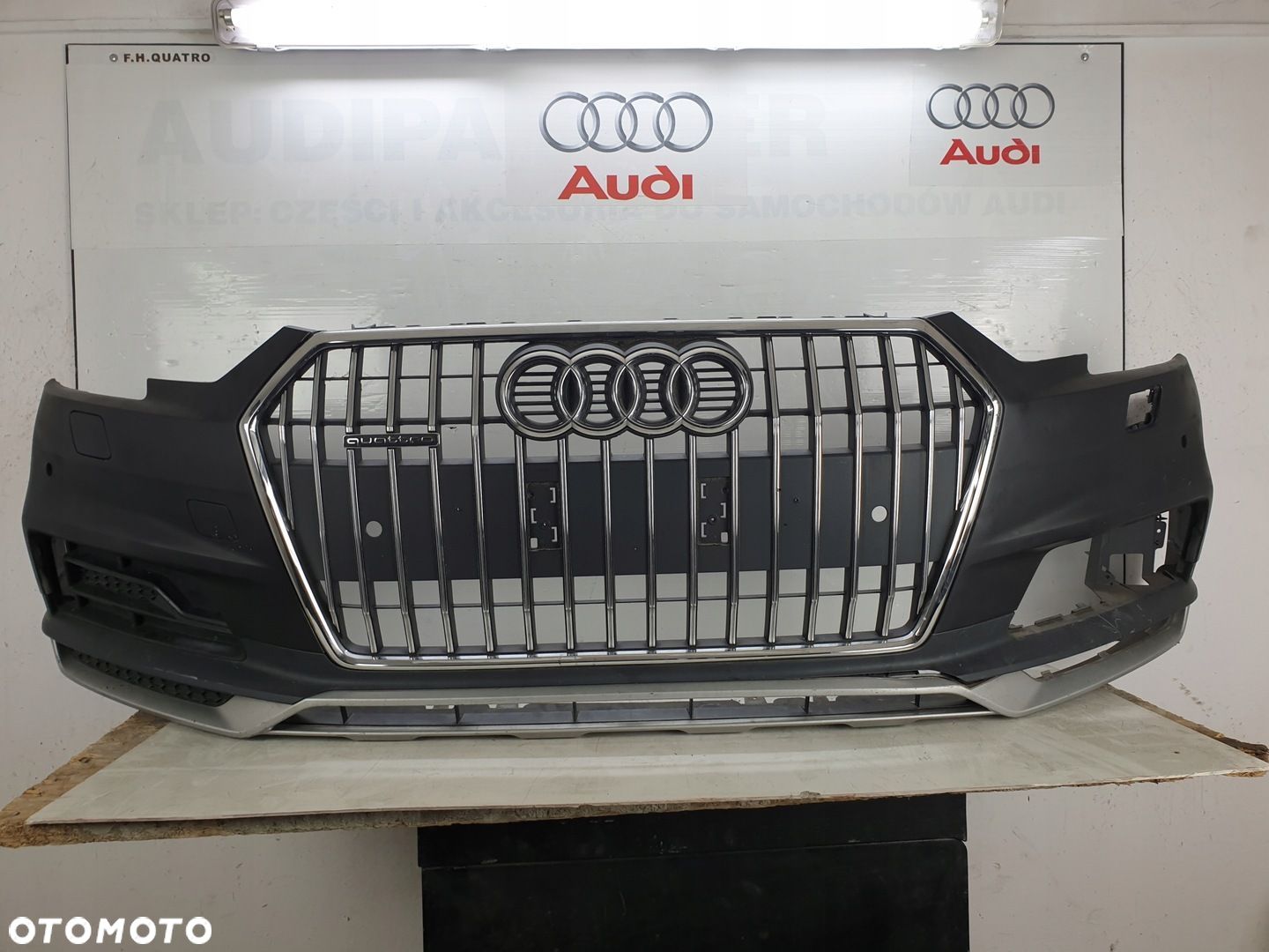 ZDERZAK AUDI A4 B9 8W 8W0 ALLROAD 2016-2021 ORYGINAŁ OE PRZED LIFTEM - 1