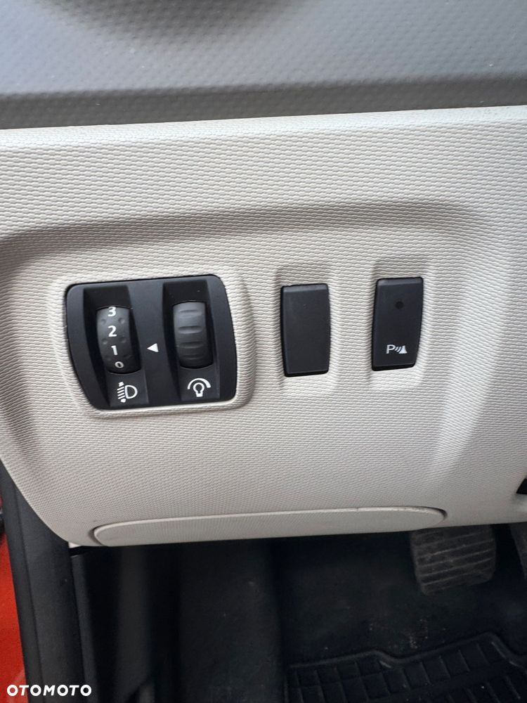 Renault Captur 1.2 Energy TCe Intens EDC EU6 - 15