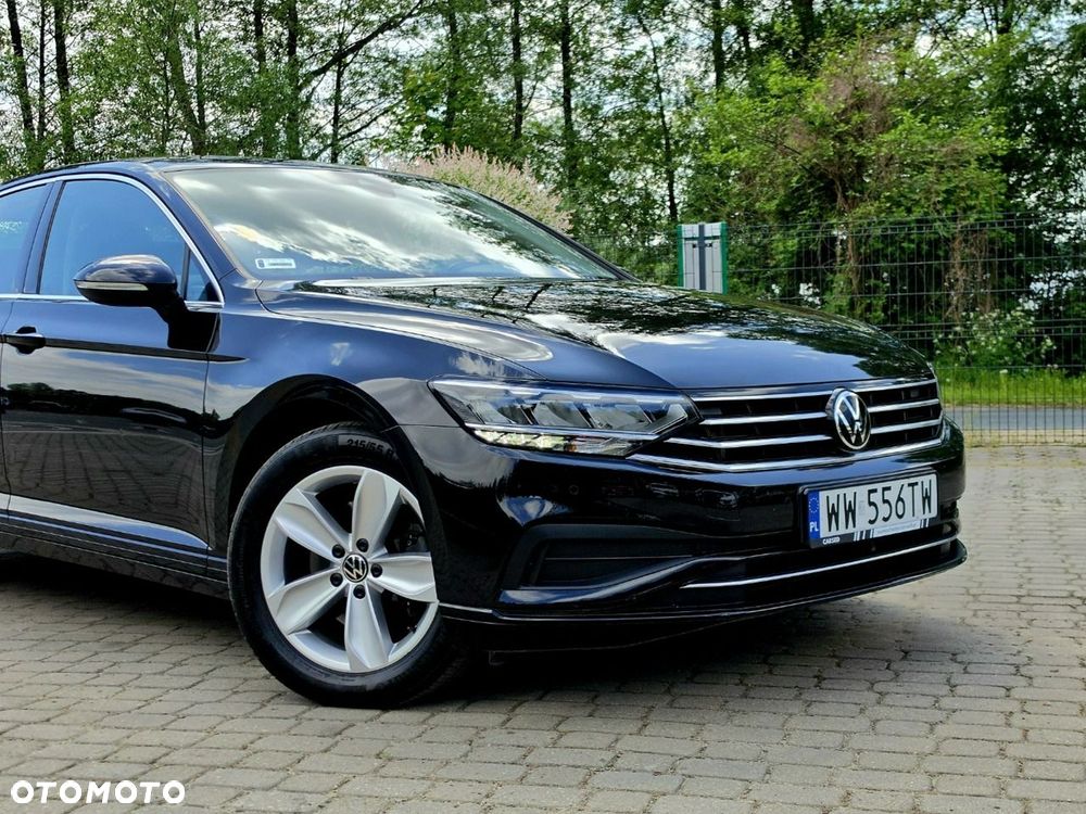 Volkswagen Passat - 15