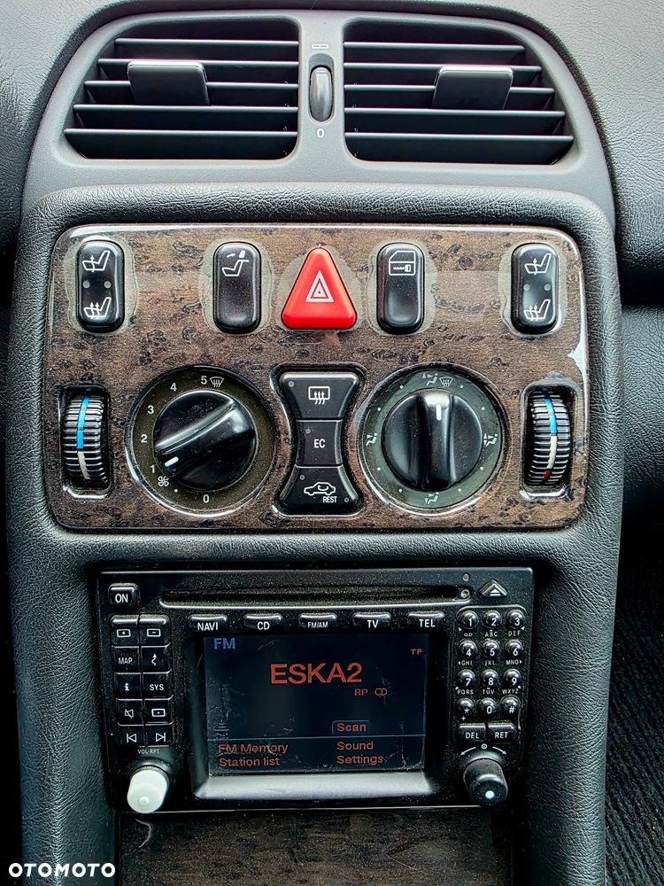 Mercedes-Benz CLK - 17