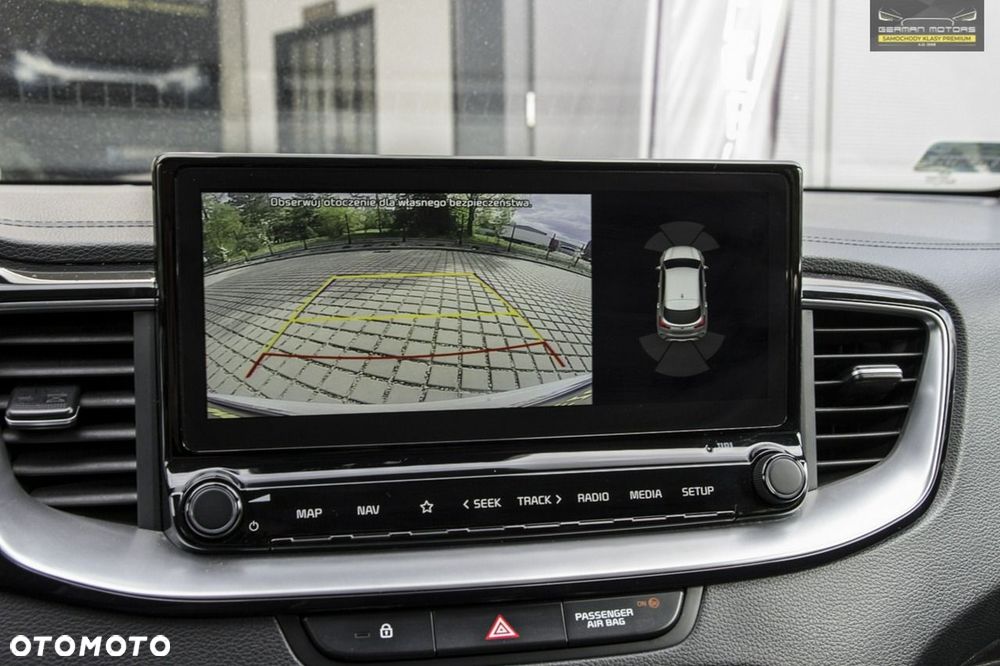 Kia XCeed 1.6 T-GDI Business Line DCT - 26