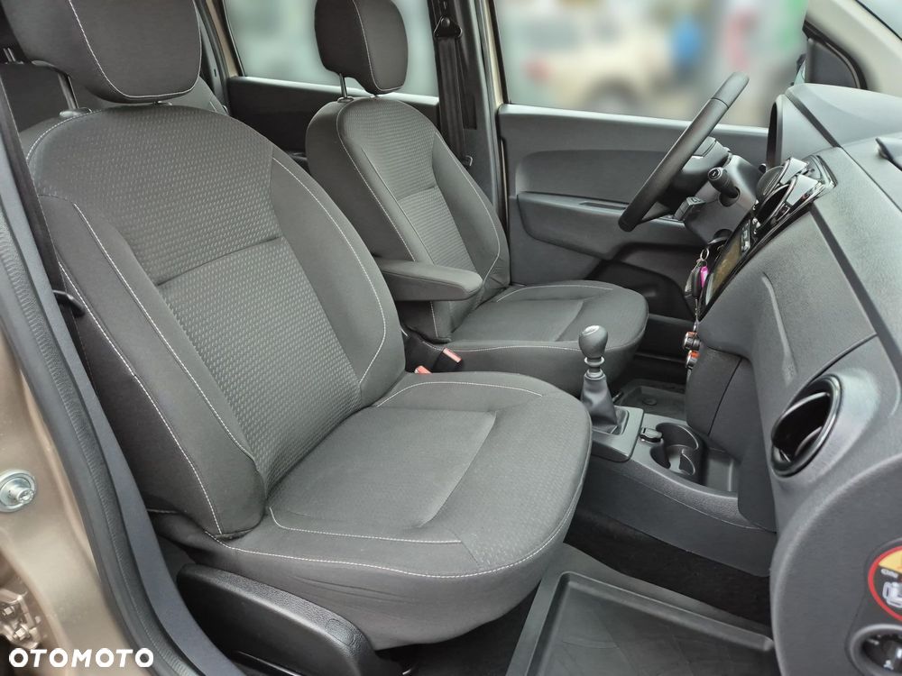 Dacia Lodgy 1.5 Blue dCi Laureate S&S EU6d - 12