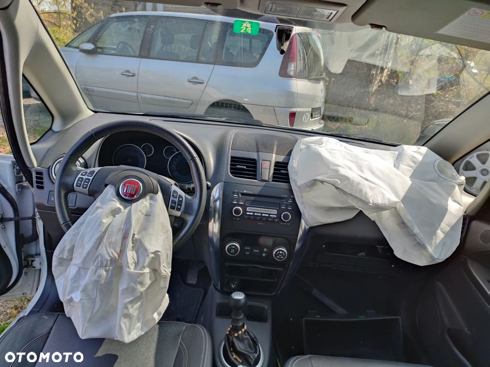 Fiat Sedici 2.0 Multijet DPF 4x4 Luxury - 9