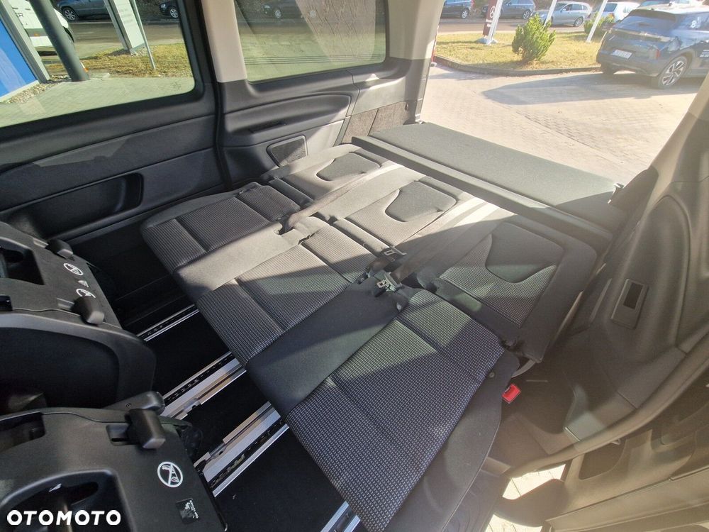 Mercedes-Benz Klasa V 300 d 9G-Tronic (d³ugi) - 17