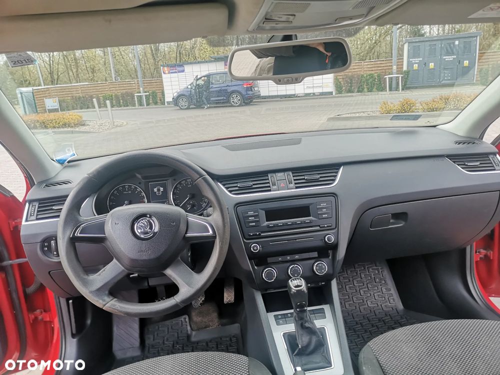 Skoda Octavia 1.6 TDI Edition - 14