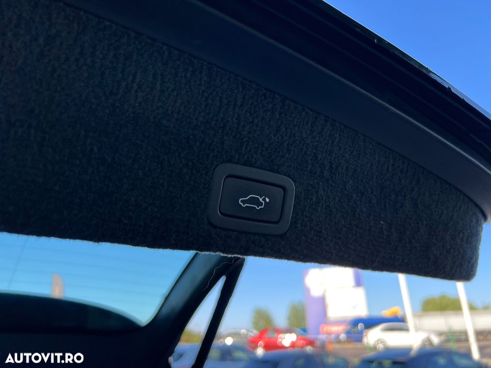 Volvo XC 60 D4 Geartronic Momentum - 25