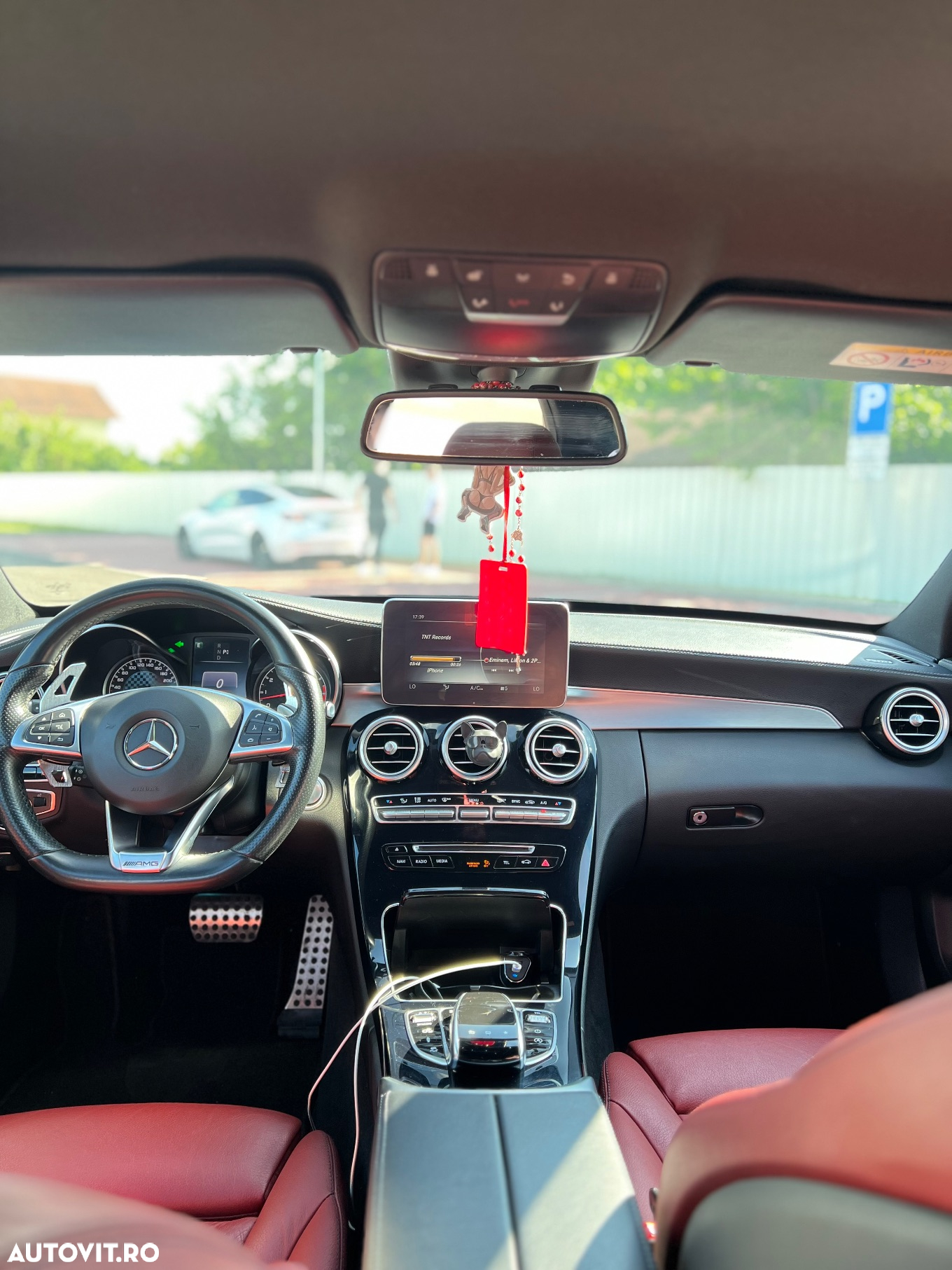 Mercedes-Benz C - 9