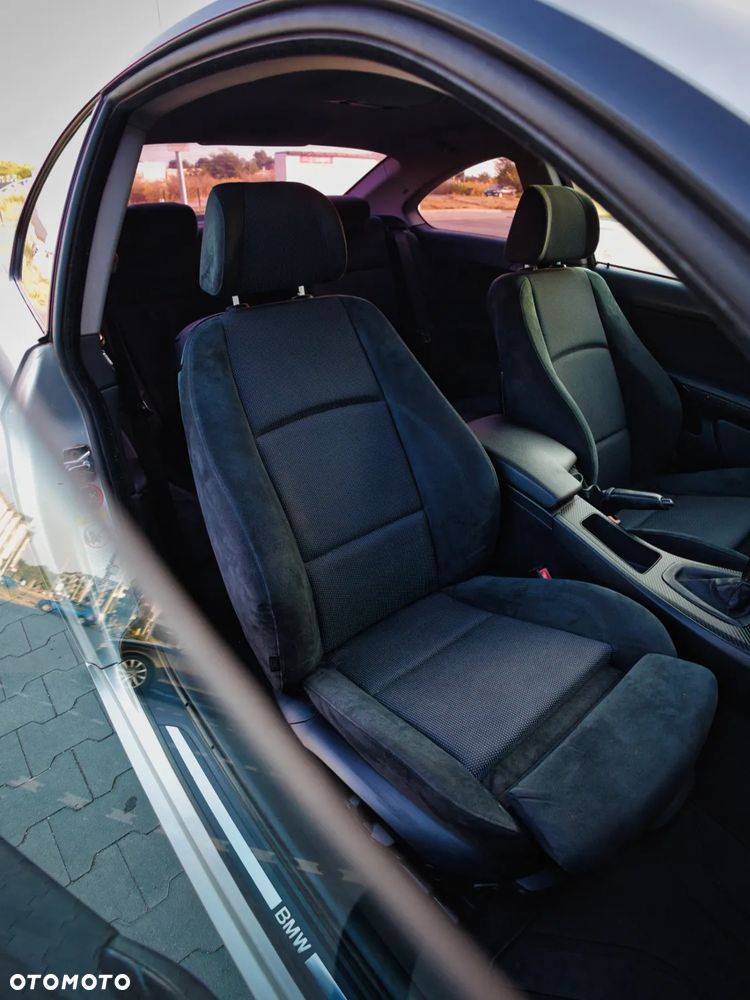 BMW Seria 3 320i - 26